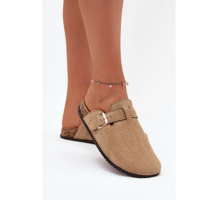 Klapki Chodaki Damskie Na Korkowej Platformie Ze Złotą Klamrą Big Star SS274738 Beżowe Klapki Chodaki Damskie Na Korkowej Platformie Ze Złotą Klamrą Big Star SS274738 Beżowe