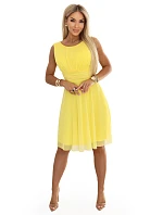 676-3 Svadobné šaty s tylovou vrstvou a zvýrazneným pásom - citrónové limoncello