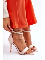 Módní sandály Beige béžové model 21612457 - VINCEZA Módní sandály Beige béžové model 21612457 - VINCEZA