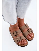 Dámské pantofle Khaki s přezkami model 22123023 - Lee Cooper