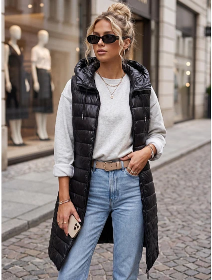 Dlhá dámska prešívaná vesta s kapucňou, čierna, FashionStreet TY5260
