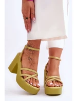 Módní sandály na vysokém podpatku s pásky model 21620468 - Boto