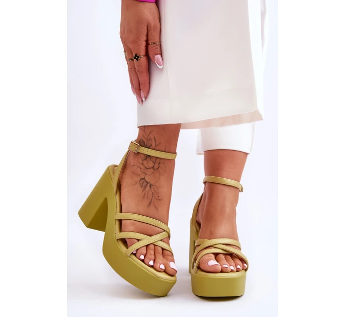 Módní sandály na vysokém podpatku s pásky model 21620468 - Boto