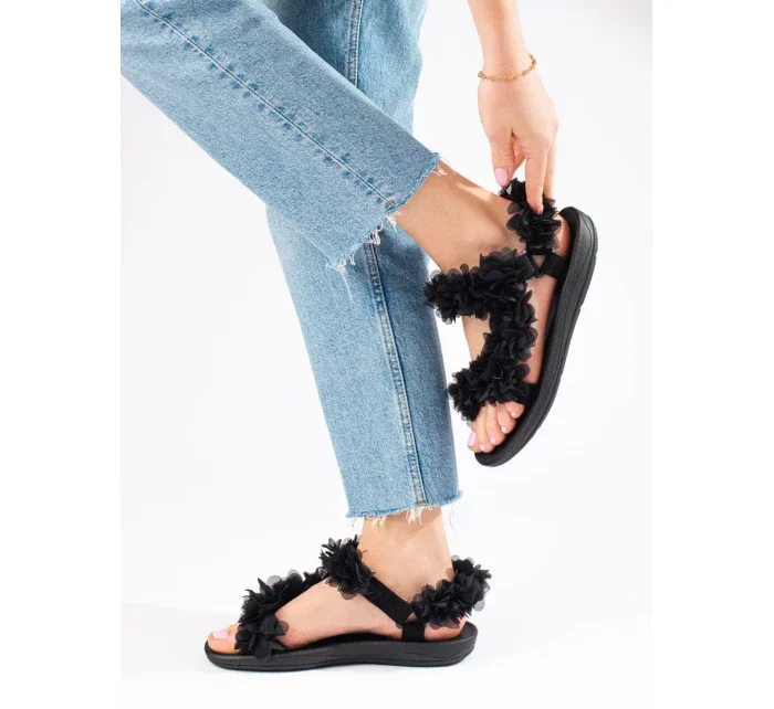 Štýlové čierne sandále dámske bez podpätku