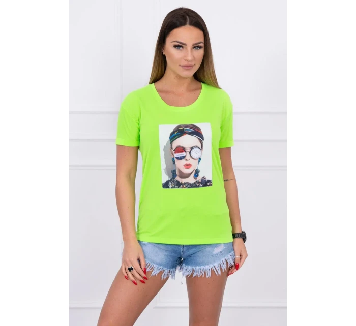 Blúzka s dámskou grafickou zelenou neónovou farbou Blúzka s dámskou grafickou zelenou neónovou farbou