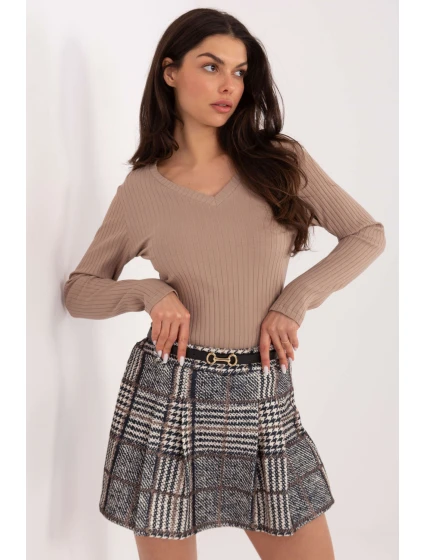 Šortky so spodnou sukňou model 221576 Taliansko Moda