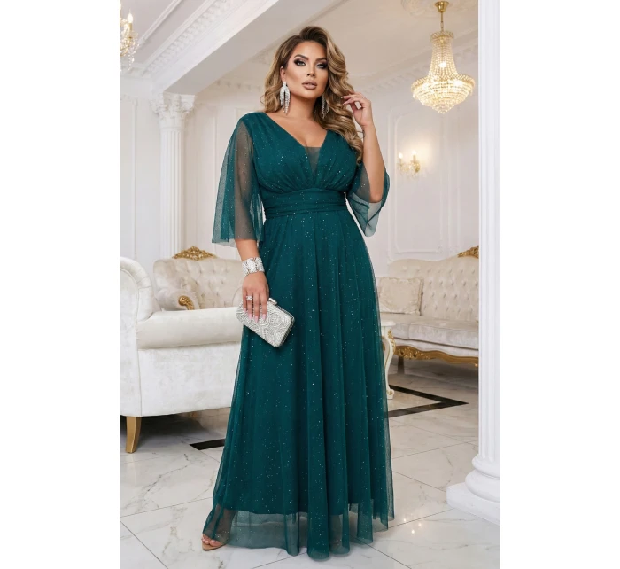 654-1 Dlhé lesklé plus size šaty s výstrihom a priehľadnými rukávmi - fľaškovo zelené 654-1 Dlhé lesklé plus size šaty s výstrihom a priehľadnými rukávmi - fľaškovo zelené