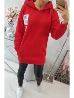 Mikina s kapucňou a nášivkami červená