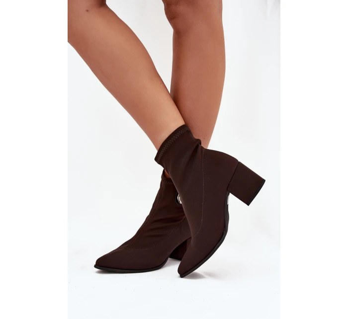 Botki Damskie Na Słupku Ze Złotym Detalem Zazoo 3128 Czekoladowe Botki Damskie Na Słupku Ze Złotym Detalem Zazoo 3128 Czekoladowe