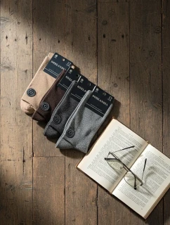 Ponožky 043 model 21783289 15 3946 - WiK