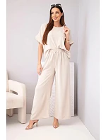 Dámsky viskózový set s ozdobným kvetom a širokými nohavicami béžovej farby