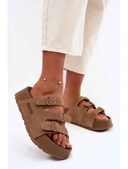 Dámské pantofle na masivní platformě s pásky Big Star TT274530 Camel