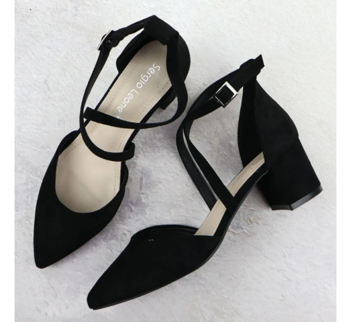 Dámské černé sandály na jehlovém podpatku Sergio model 21905051 - LEONE