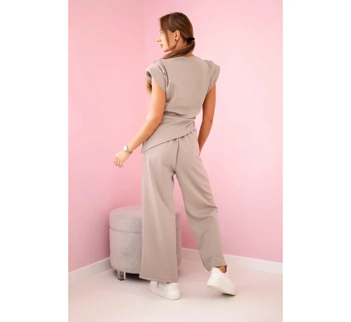 Asymetrická blúzka + nohavice tmavobéžová