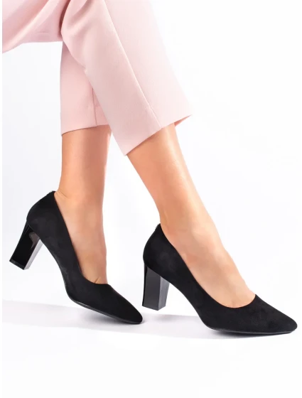 Komfortní dámské černé lodičky na širokém podpatku Komfortní dámské černé lodičky na širokém podpatku