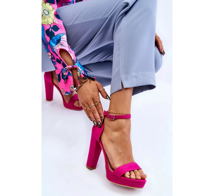 Semišové sandále na podpätku Fuchsia Spectacular Semišové sandále na podpätku Fuchsia Spectacular