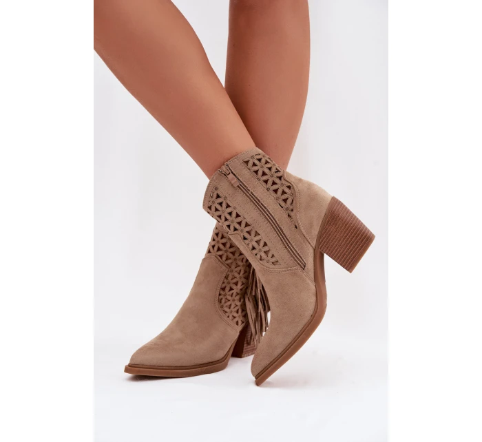 Dámské perforované kožené boty s  na s třásněmi Béžové model 22009794 - Boto