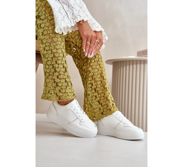 Dámské Tenisky Na Platformě S Dekorativním Šněrováním Bílé model 21667752 - Boto