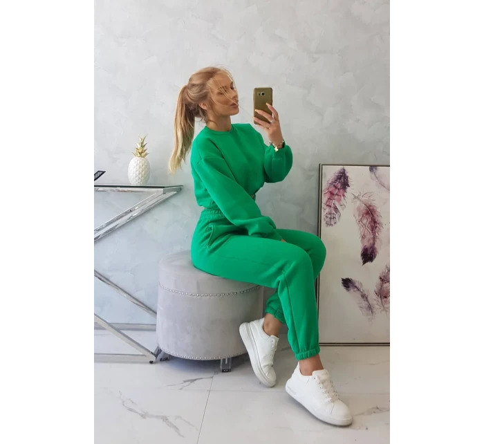 Zateplený set s krátkou mikinou zelený