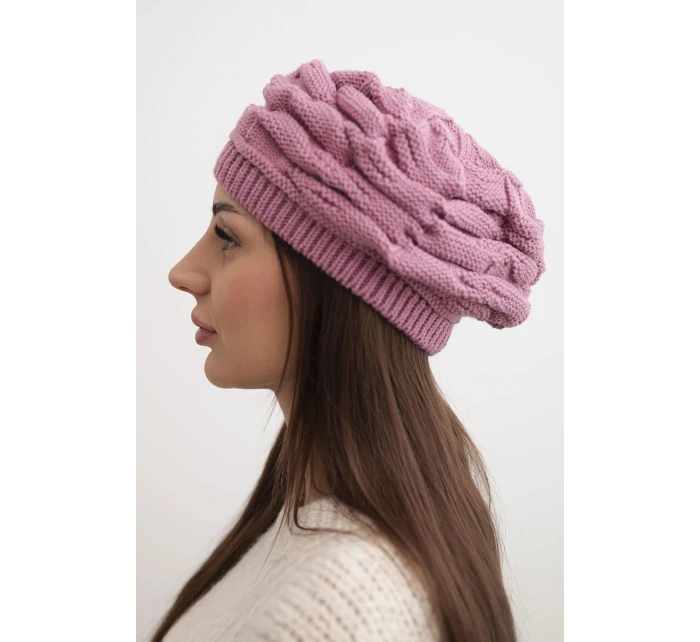 Dámska zimná vlnená čiapka s ozdobným pletením a kamienkami K397 fialová