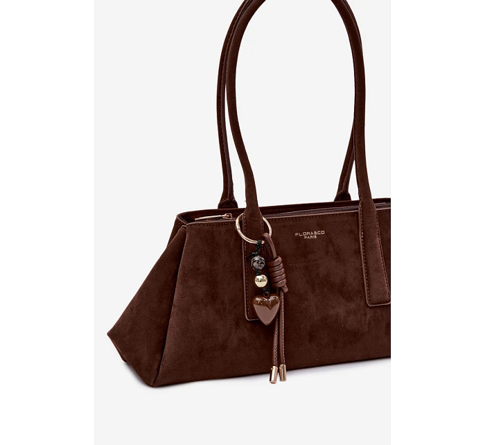Eko semišová kabelka s přívěskem model 22111616 - Flora&Co