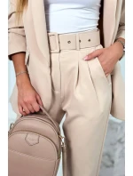 Elegantná súprava saka a nohavíc v tmavobéžovej farbe