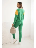 Dámska súprava s výstrihom do V zelená Dámska súprava s výstrihom do V zelená