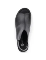 Pohodlné kožené sandále Remonte W RKR654