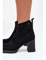 Semišové kožené dámské boty na podpatku model 21710339 Černé - VINCEZA