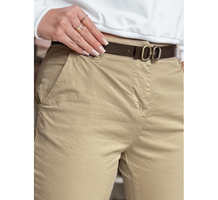 Dámské kalhoty slim fit s páskem tmavě béžová Dstreet model 21986480 - FashionStreet Dámské kalhoty slim fit s páskem tmavě béžová Dstreet model 21986480 - FashionStreet