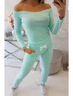 Sada s dvojitými pruhy máta