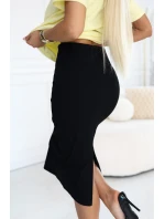 667-1 Priliehavá midi sukňa s vysokým pásom - čierna