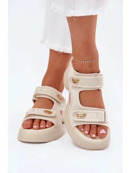 Sandále model 214746 Krok vo veľkom štýle