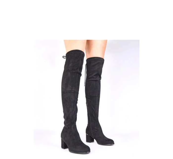 Topánky na podpätku model 222030 Solea Topánky na podpätku model 222030 Solea