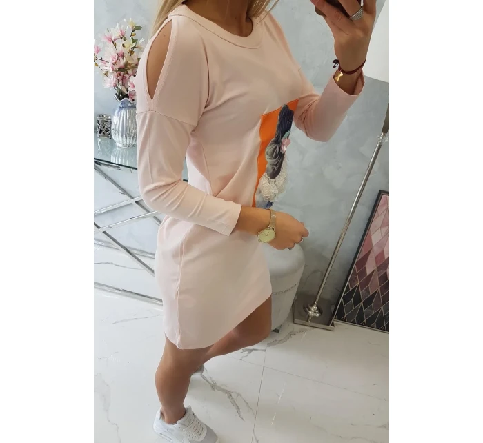 Šaty s 3D model 18744122 krajková pudrově růžová - K-Fashion