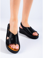 Zaujímavé dámske sandále čierne na kline