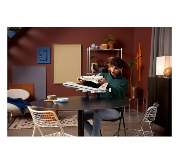 Icons model 21864086 - Lego