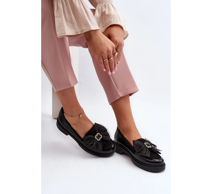 Dámské lakované mokasíny s mašlí model 21648033 černé - Laura Messi