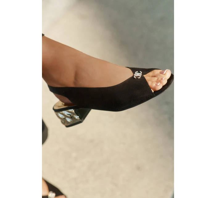 Semišové Elegantní Dámské Sandály model 21694823 Černé - CheBello