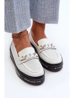 Mokasyny Damskie Skórzane Na Platformie Z Łańcuchem S.Barski LR618 Białe