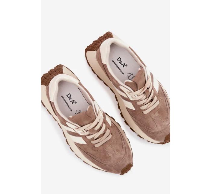 z semiše na masivní platformě Béžové model 22031733 - D&A z semiše na masivní platformě Béžové model 22031733 - D&A