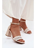 Ženské sandály na podpatku s pleteným vzorem světle béžové Felena