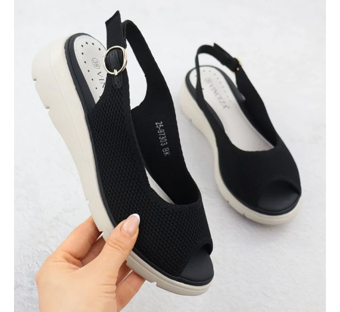 Dámske textilné sandále na platforme čierne Vinceza 97303