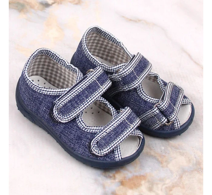 Chlapčenské domáce papuče sandále tmavomodré Nazo