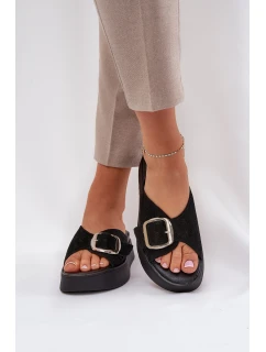 Zamszowe Klapki Damskie Z Klamrą Na Platformie Zazoo 3019 Czarne