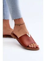 Dámske papuče z ekokože na plochom podpätku, hnedé Maliha Dámske papuče z ekokože na plochom podpätku, hnedé Maliha