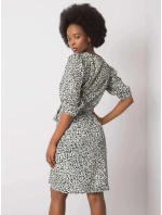 Dámské šaty LK SK model 21210028 Khaki zelená Lakerta - FPrice Dámské šaty LK SK model 21210028 Khaki zelená Lakerta - FPrice