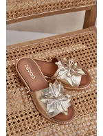 Pantofle S Dekorací Z Kůže Zazoo Zlaté model 21682160 - Boto Pantofle S Dekorací Z Kůže Zazoo Zlaté model 21682160 - Boto