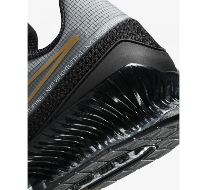 Boty 4 M model 20899888 - NIKE Boty 4 M model 20899888 - NIKE