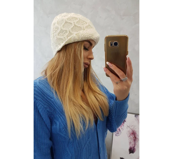 Fleecová čepice Roma ecru model 18749867 - K-Fashion Fleecová čepice Roma ecru model 18749867 - K-Fashion